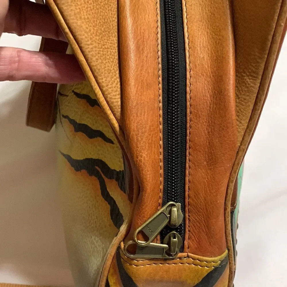 Anuschka RARE tiger & roses large hand painted shoulder bag.  EUC - Picture 7 of 12